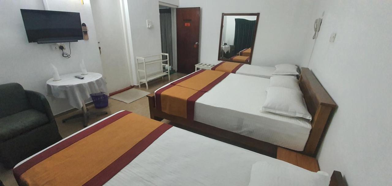 באדולה Dunhinda Falls Inn מראה חיצוני תמונה