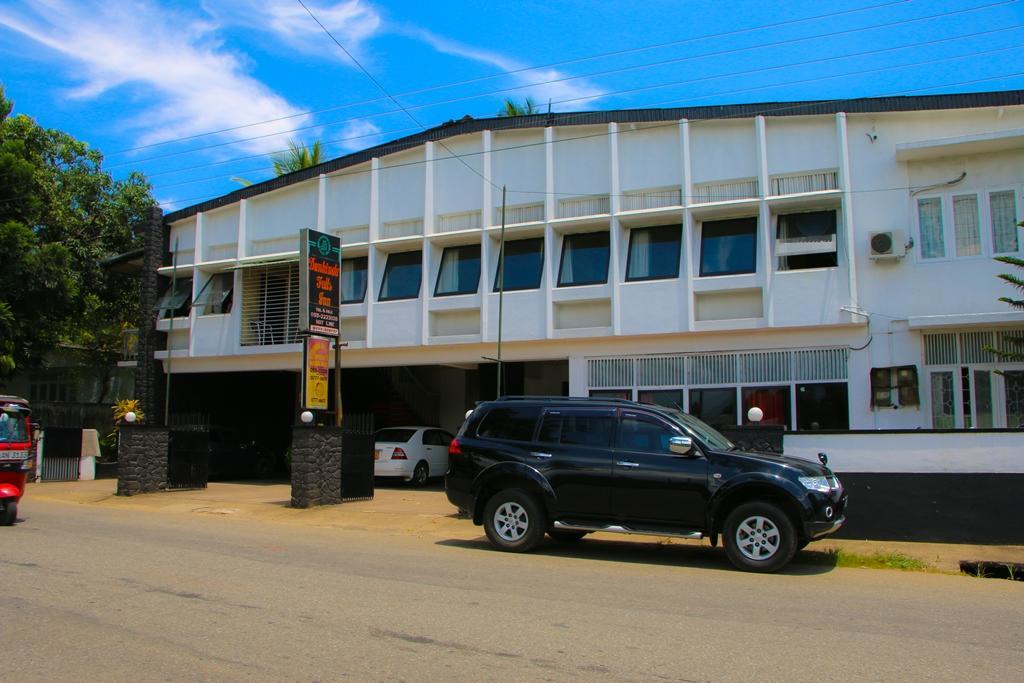 באדולה Dunhinda Falls Inn מראה חיצוני תמונה